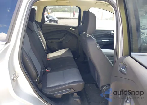 2018 Ford Escape Se z USA, uszkodzony, nr VIN 1FMCU9GDXJUD13657